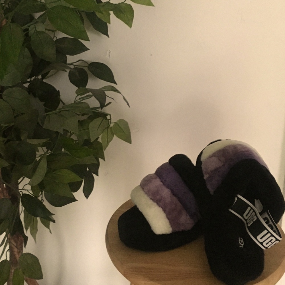 SHADES OF PURPLE 🟣 UGG FLUFF YEAH SIZE 10